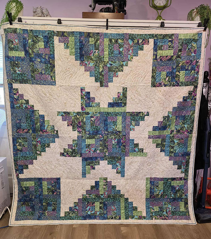 "Hummingbird" Echo Star Full or Double Quilt for Classic Quilt Fans - TR27