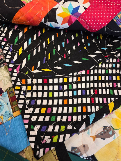 "Black Brick Road" Twin Size Multicoloured Mosaic Quilt - TR1