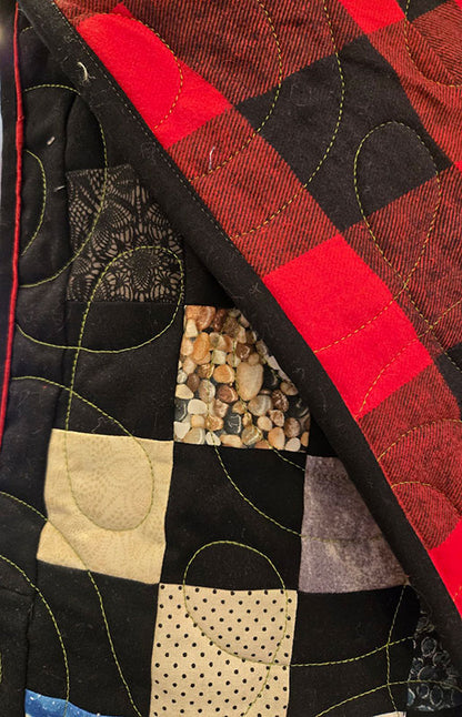 "Checker Board" Cozy Twin Quilt With Plaid Back - TR31