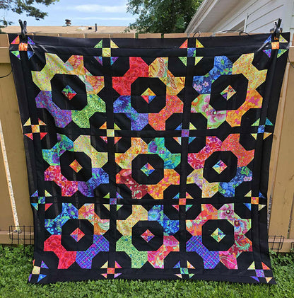 "Bowtie" Bright and Bold Square Multicolour Twin Quilt  - TR7